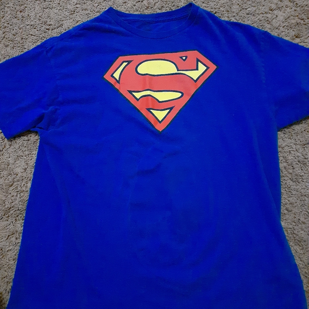 Super man t-shirt with face on inside